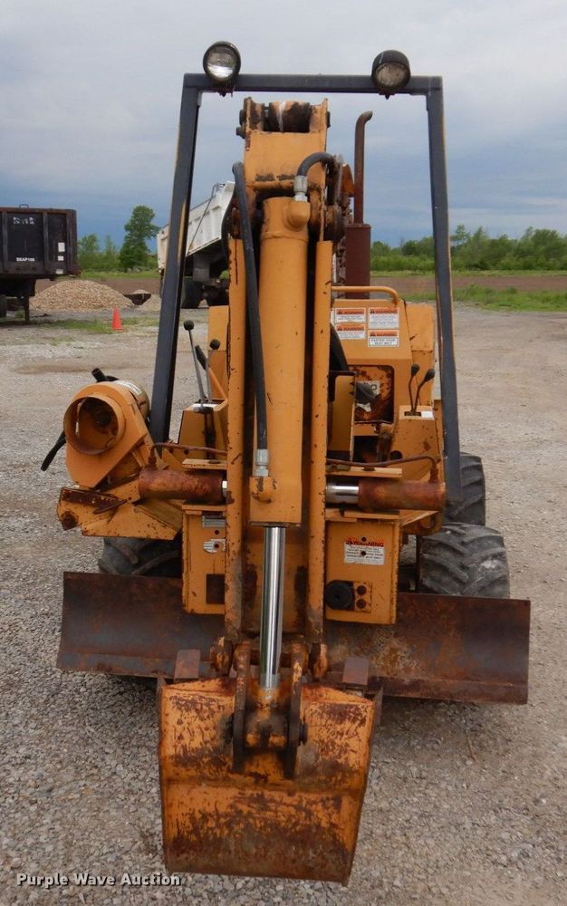 image for item KR9338 1998 Case 360  trencher