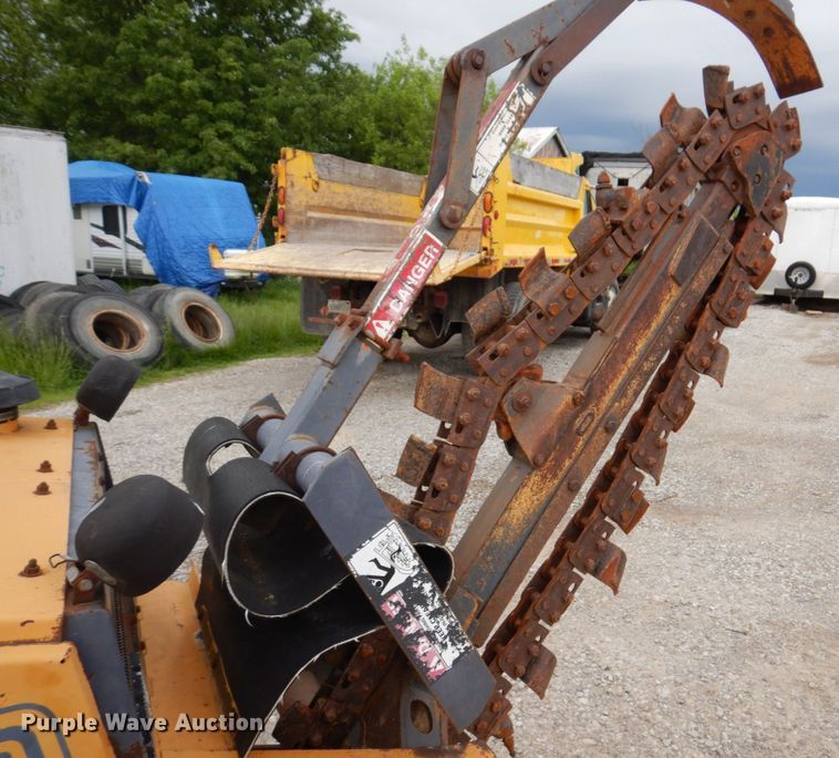 image for item KR9338 1998 Case 360  trencher