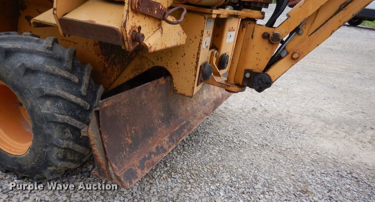 image for item KR9338 1998 Case 360  trencher