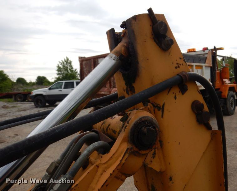 image for item KR9338 1998 Case 360  trencher