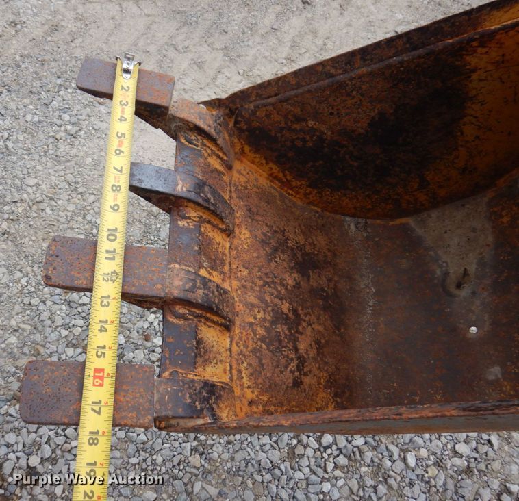 image for item KR9338 1998 Case 360  trencher