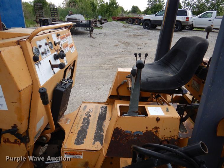 image for item KR9338 1998 Case 360  trencher