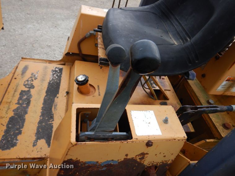 image for item KR9338 1998 Case 360  trencher