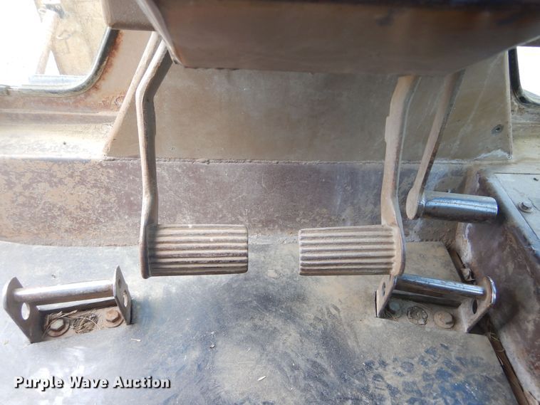 image for item KS9903 1979 Caterpillar D7G  dozer