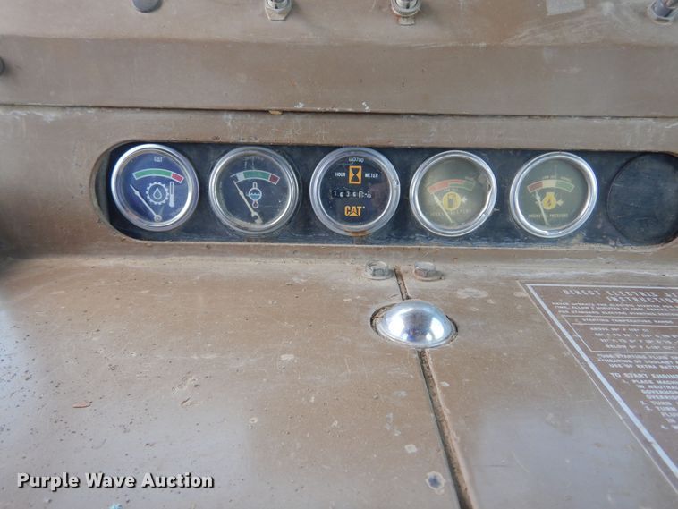 image for item KS9903 1979 Caterpillar D7G  dozer