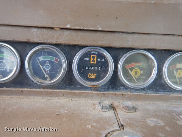 image for item KS9903 1979 Caterpillar D7G  dozer