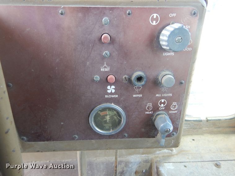 image for item KS9903 1979 Caterpillar D7G  dozer