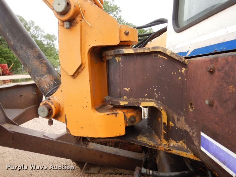 image for item LP9288 Nissan MX450 RCII  mini excavator