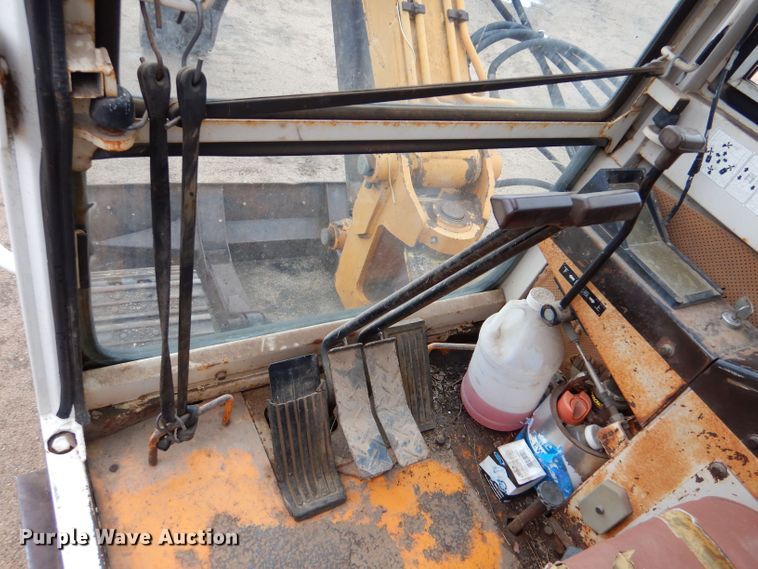 image for item LP9288 Nissan MX450 RCII  mini excavator