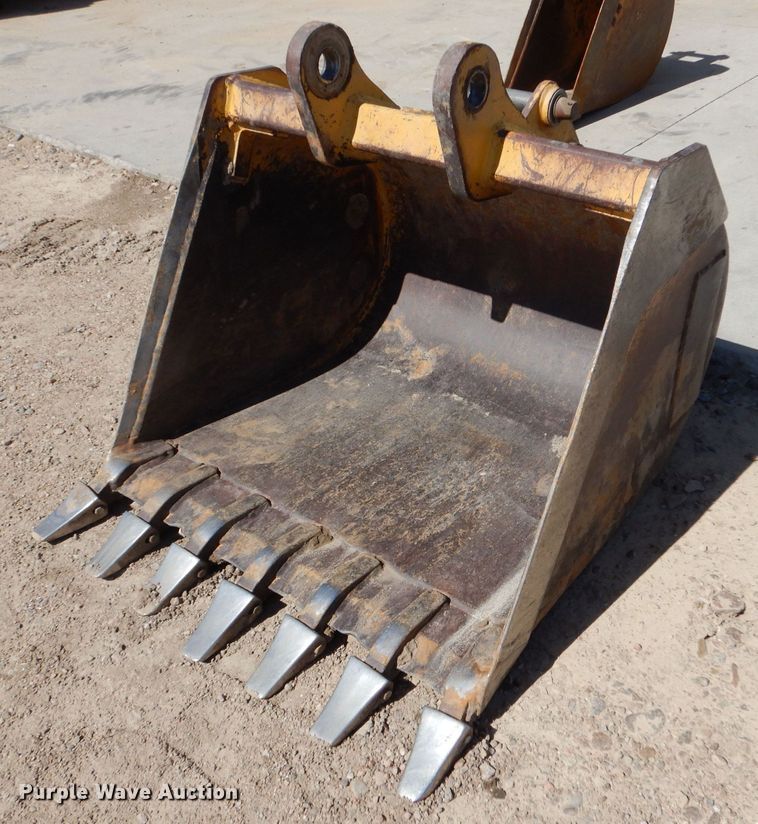 image for item LS9215 Backhoe bucket
