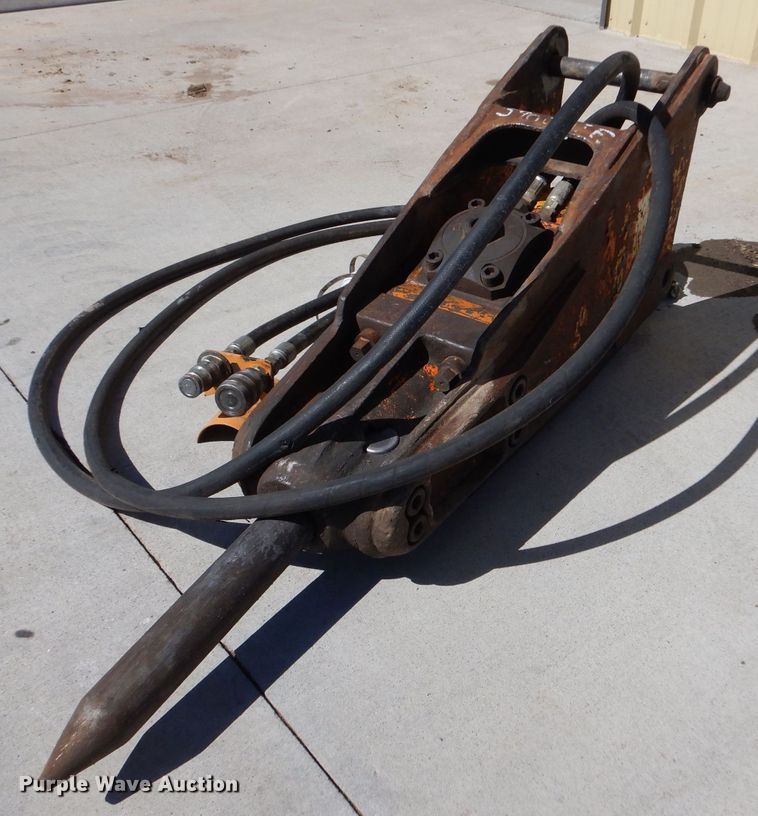 image for item LS9217 Stanley MB-550  breaker