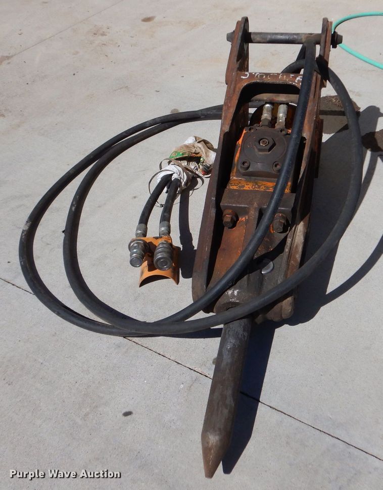 image for item LS9217 Stanley MB-550  breaker