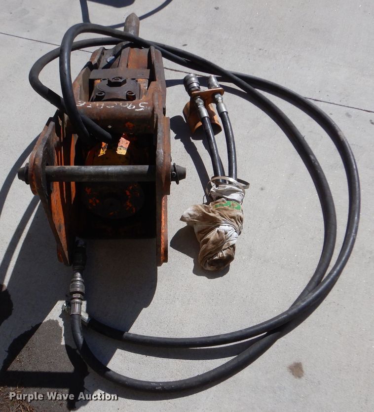 image for item LS9217 Stanley MB-550  breaker