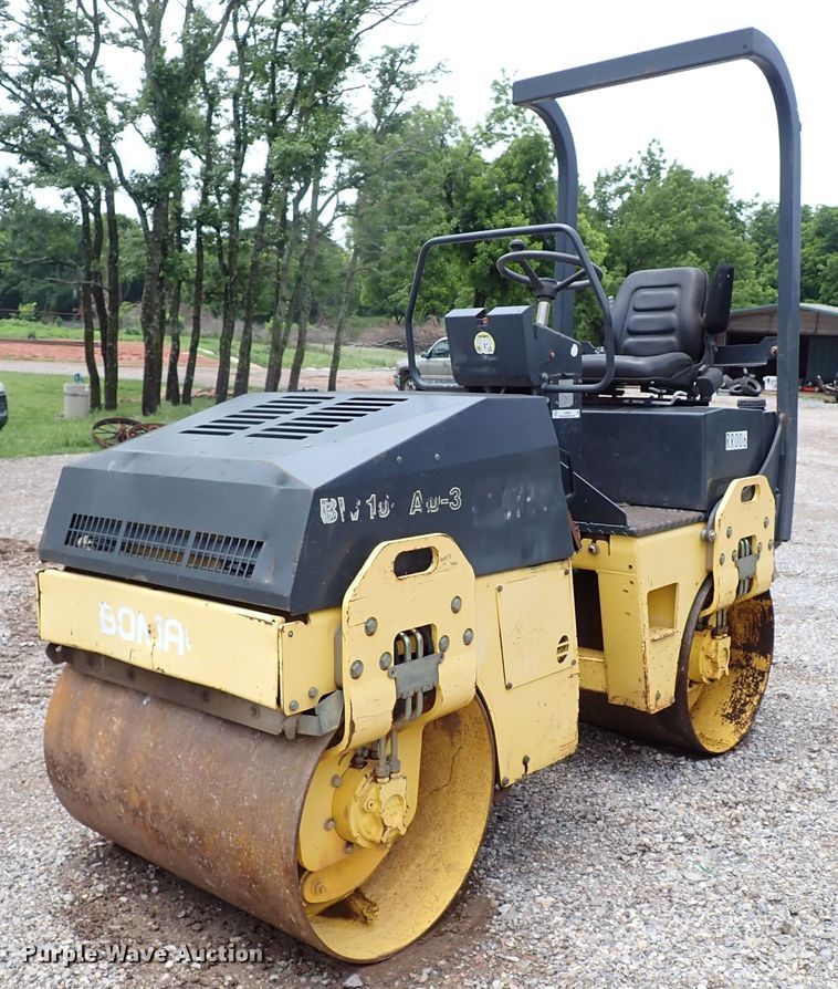 image for item LU9026 2004 Bomag BW100AD-3  double drum vibratory roller