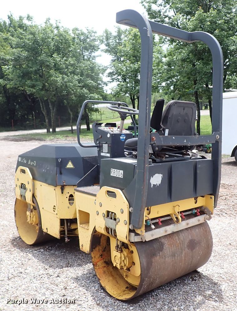 image for item LU9026 2004 Bomag BW100AD-3  double drum vibratory roller