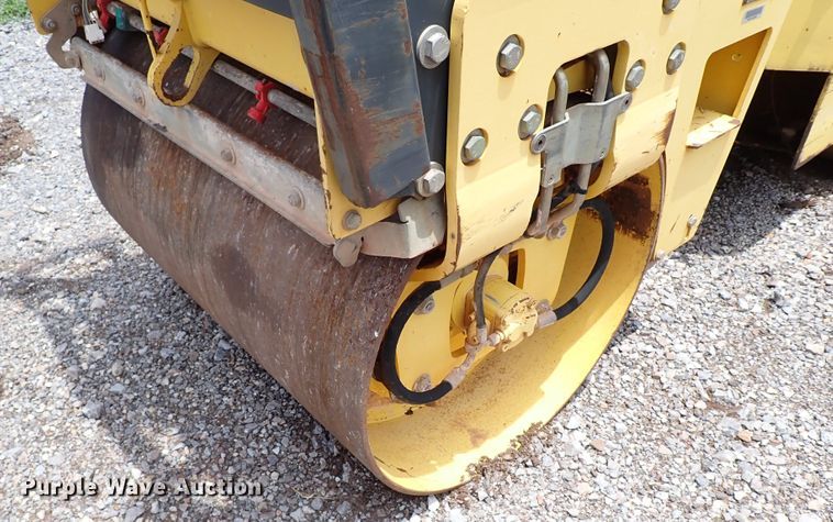 image for item LU9026 2004 Bomag BW100AD-3  double drum vibratory roller