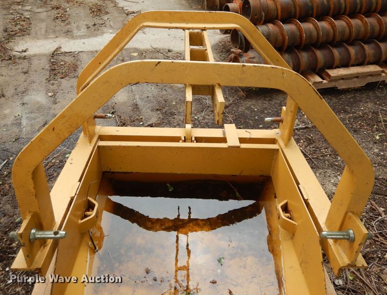 image for item MD9141 King Kutter  dirt scoop