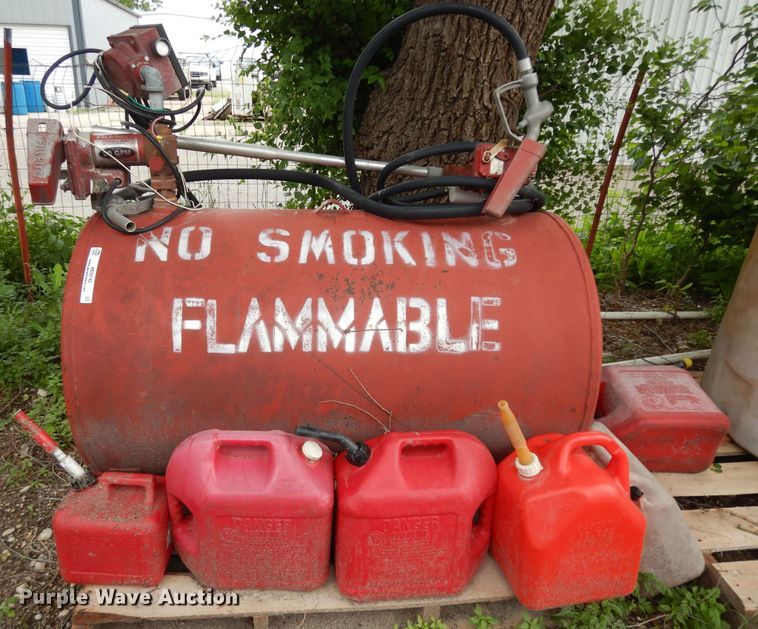 image for item MD9142 Fuel containers