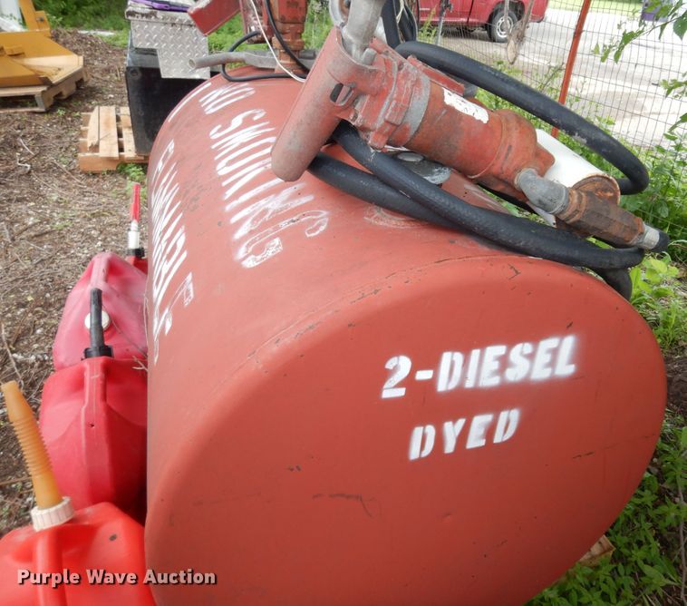 image for item MD9142 Fuel containers