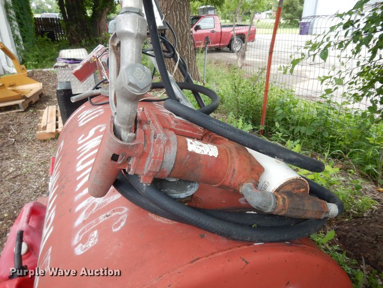 image for item MD9142 Fuel containers