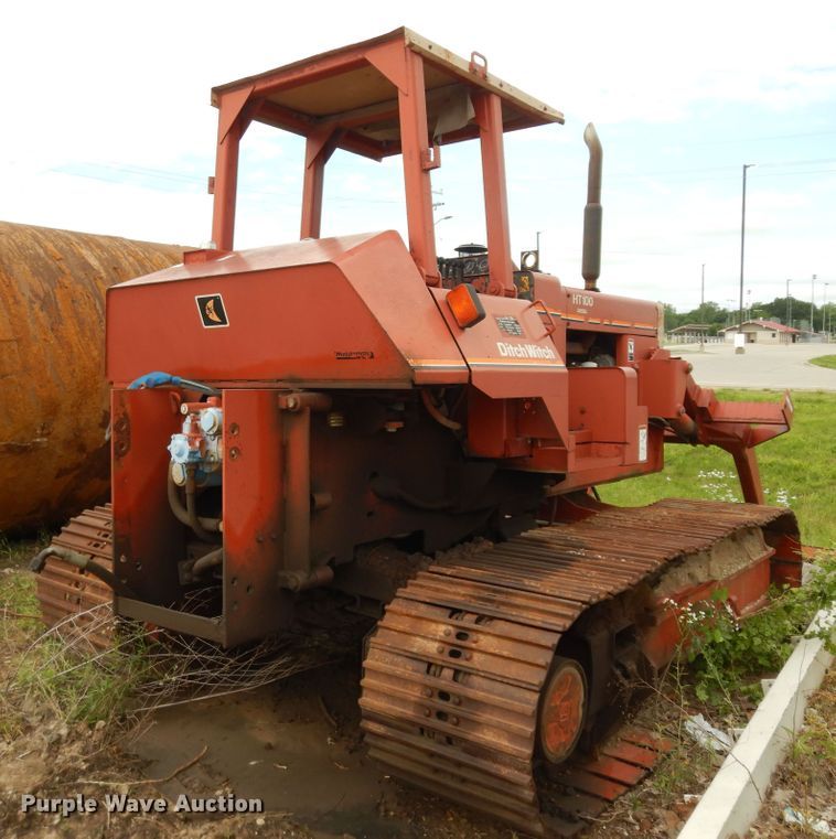 image for item MD9173 1990 Ditch Witch HT100  cable plow