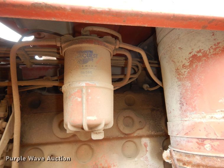 image for item MD9173 1990 Ditch Witch HT100  cable plow