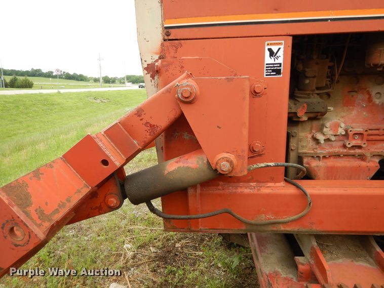 image for item MD9173 1990 Ditch Witch HT100  cable plow