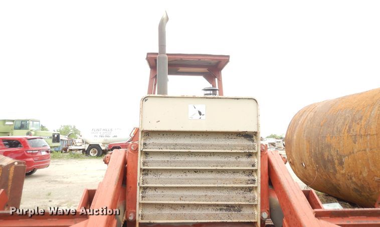 image for item MD9173 1990 Ditch Witch HT100  cable plow