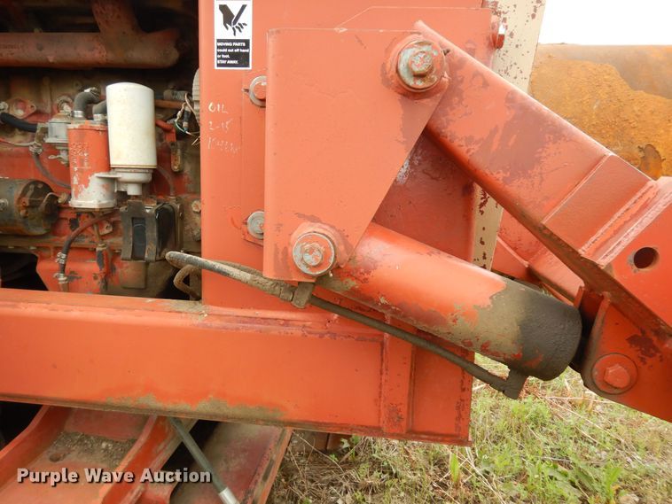 image for item MD9173 1990 Ditch Witch HT100  cable plow