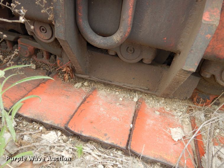 image for item MD9173 1990 Ditch Witch HT100  cable plow