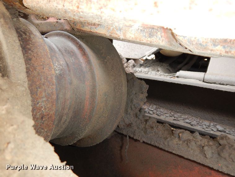 image for item MD9173 1990 Ditch Witch HT100  cable plow