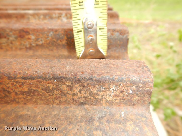 image for item MD9173 1990 Ditch Witch HT100  cable plow