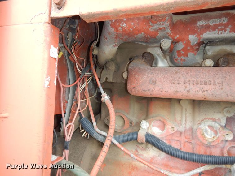 image for item MD9173 1990 Ditch Witch HT100  cable plow