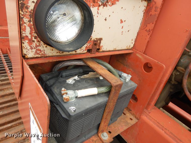 image for item MD9173 1990 Ditch Witch HT100  cable plow