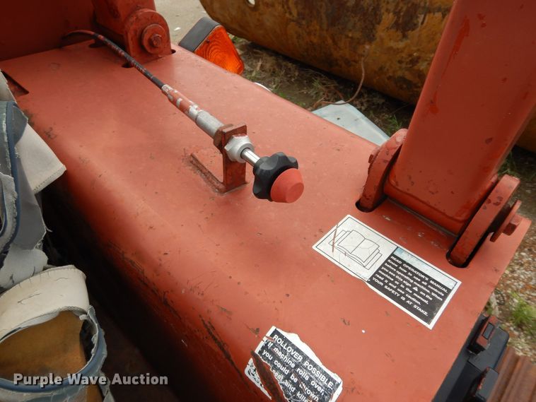 image for item MD9173 1990 Ditch Witch HT100  cable plow