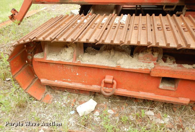 image for item MD9173 1990 Ditch Witch HT100  cable plow