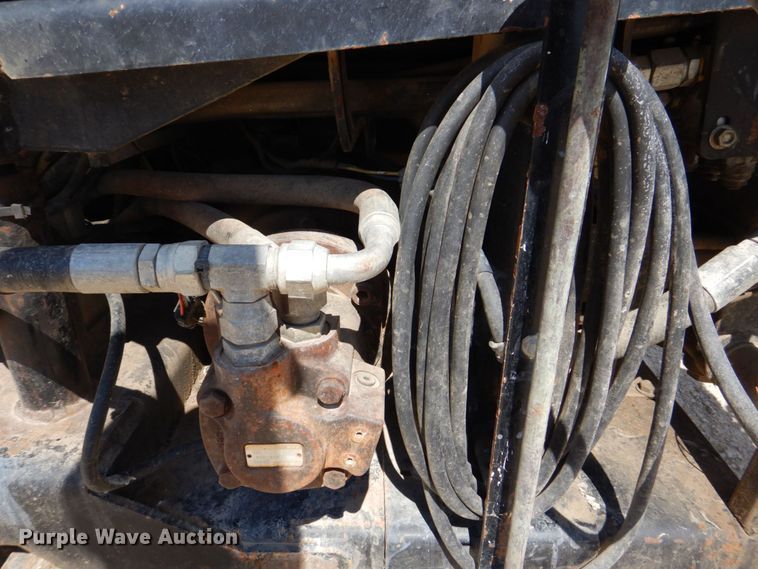 image for item MF9101 2005 Vermeer D24X40 Series II  directional boring unit