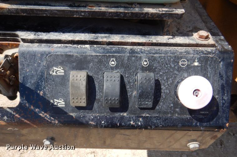 image for item MF9101 2005 Vermeer D24X40 Series II  directional boring unit