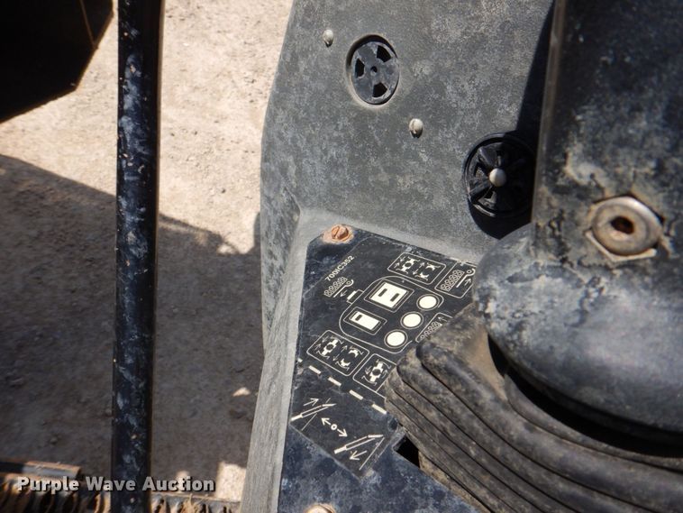 image for item MF9101 2005 Vermeer D24X40 Series II  directional boring unit