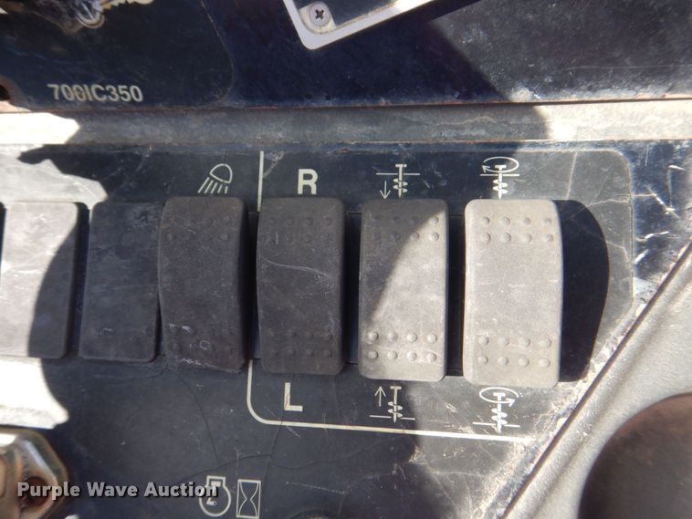 image for item MF9101 2005 Vermeer D24X40 Series II  directional boring unit