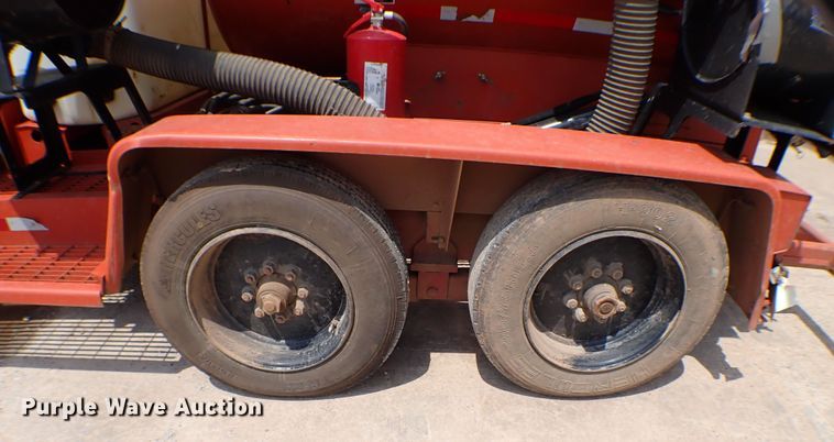 image for item MF9341 2014 Ditch Witch FX30  vacuum excavator