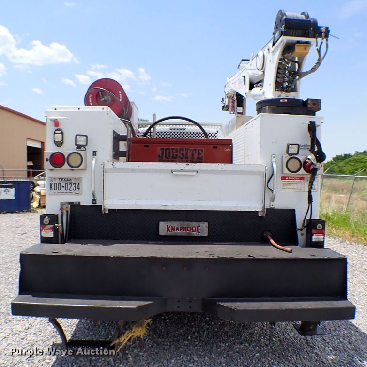 image for item MF9348 2012 Ford F750  crane truck