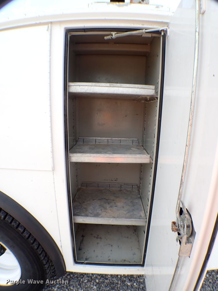 image for item MF9348 2012 Ford F750  crane truck