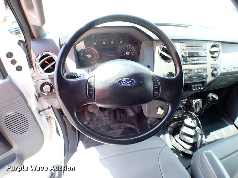 image for item MF9348 2012 Ford F750  crane truck