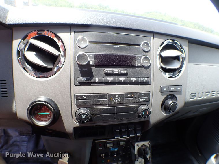 image for item MF9348 2012 Ford F750  crane truck