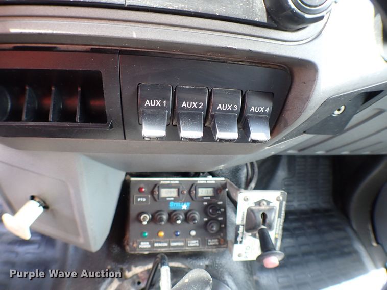 image for item MF9348 2012 Ford F750  crane truck