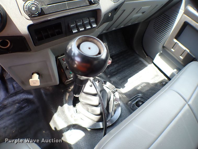 image for item MF9348 2012 Ford F750  crane truck