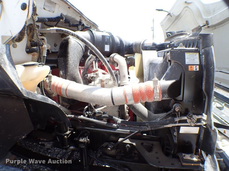 image for item MF9348 2012 Ford F750  crane truck