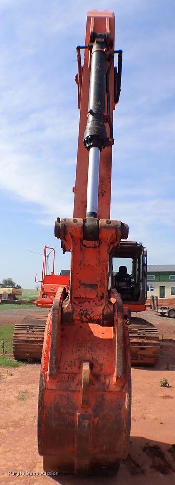 image for item MF9353 2005 Hitachi ZX330LC  excavator