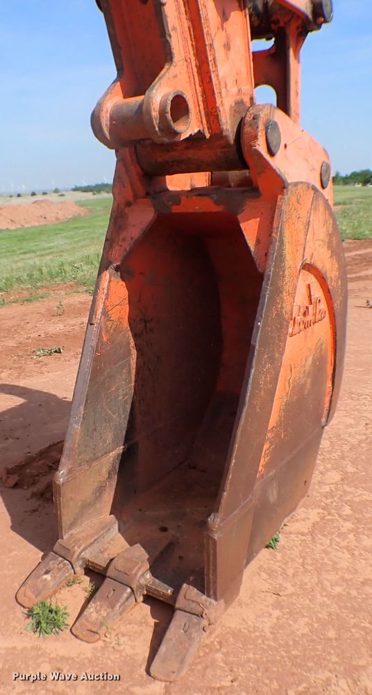 image for item MF9353 2005 Hitachi ZX330LC  excavator